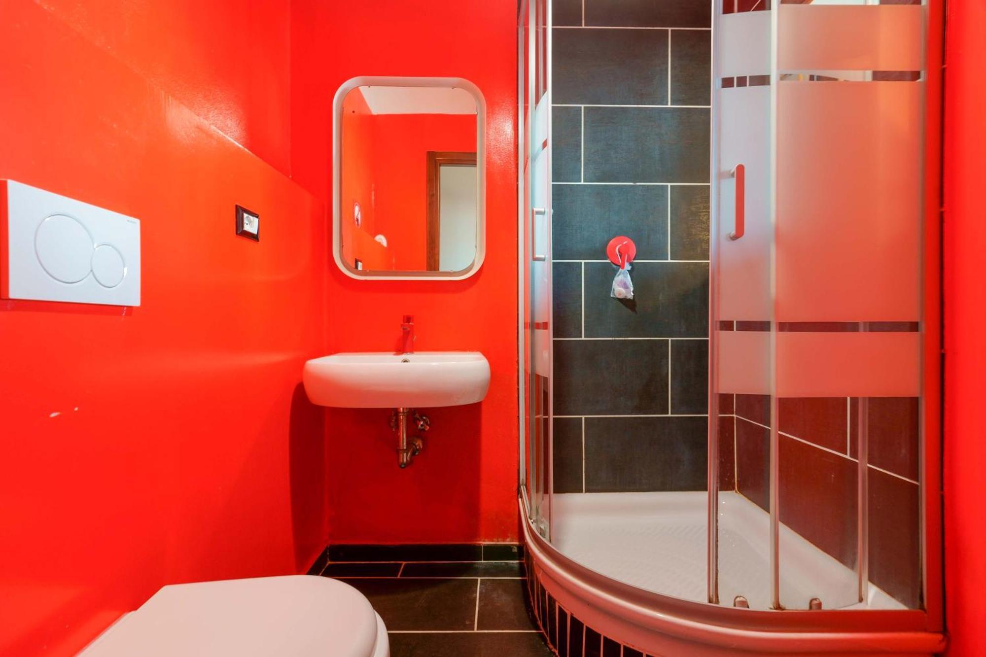 4Roomz — Photos 2